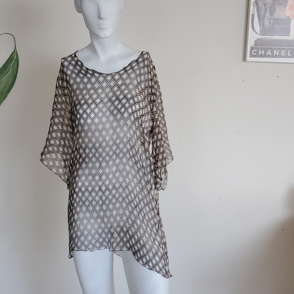 NBW Fisico Cristina Ferrari Delicate Cover Up made of Premium Silk - Picture 5 of 5